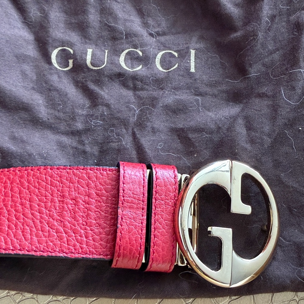 GUCCI Reversible Red/Blk Logo GG Gold Hardware Leather Peg Buckle Belt 90/36 - Picture 11 of 14